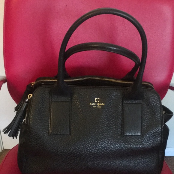 kate spade Handbags - Ex-LARGE Kate Spade Pebbled  Cow Leather